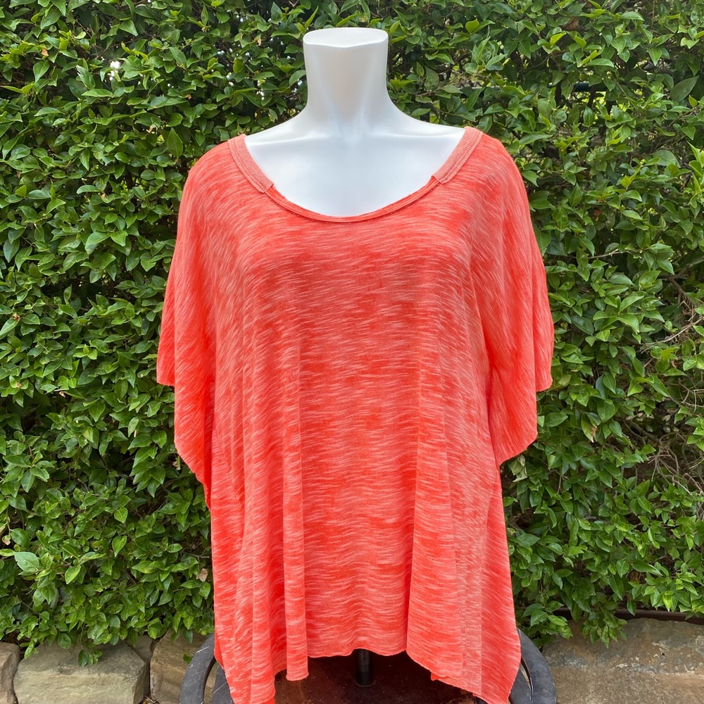 Women’s We The Free top